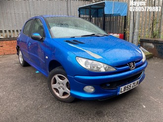 Location: Hayes - 2006 PEUGEOT 206 VERVE 5 Door Hatchback REG: LB55ZLN, Keys: No, MOT Expiry date: 11/04/2025, 1360 Petrol, 5 Speed Manual Petrol, Former Keepers: 6