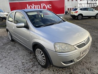 Location: South Wales - 2005 VAUXHALL CORSA DESIGN SEMI-AUTO 3 Door Hatchback REG: KP05SZL, 1199cc Petrol, 5 Speed Semi Auto Petrol, Former Keepers: 6, Keys: Yes, MOT Expiry date: 18/03/2026