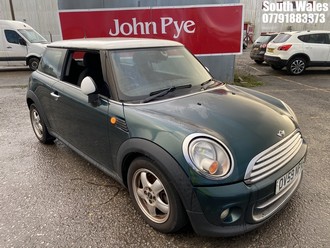 Location: South Wales - 2009 MINI COOPER D 3 Door Hatchback REG: OV59NPX, Keys: No, MOT Expiry date: 08/10/2024, 1560 Diesel, 6 Speed Manual Diesel, Former Keepers: 5