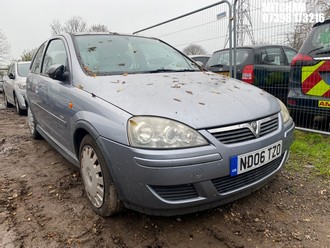Location: Mitcham - 2006 VAUXHALL CORSA DESIGN TWINPORT 3 Door Hatchback REG: ND06TZO, Keys: No, MOT Expiry date: 19/11/2025, 1229 Petrol, 5 Speed Manual Petrol, Former Keepers: 7
