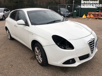 Location: Brentwood - 2013 ALFA ROMEO GIULIETTA LUSSO TB 5 Door Hatchback REG: HJ13XSC, Keys: No, MOT Expiry date: 25/10/2025, 1368 Petrol, 6 Speed Manual Petrol, Former Keepers: 9
