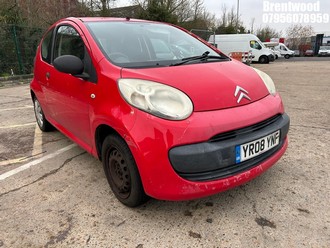 Location: Brentwood - 2008 CITROEN C1 VIBE 3 Door Hatchback REG: YR08YNF, Keys: No, MOT Expiry date: 28.08.2025, 998 Petrol, 5 Speed Manual Petrol, Former Keepers: 7