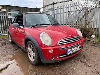 Location: Mitcham - 2005 MINI MINI ONE Convertible REG: HK05XCM, Keys: No, MOT Expiry date: 18/03/2025, 1598 Petrol, 5 Speed Manual Petrol, Former Keepers: 3