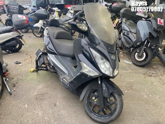Location: Hayes - 2015 SYM JOYMAX GTS 125i Motorcycle REG: PO15GKY, Keys: No, MOT Expiry date: 11/08/2024, 125 Petrol, AUTOMATIC, Former Keepers: 3
