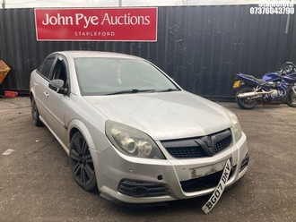 Location: Stapleford - 2007 VAUXHALL VECTRA EXCLUSIV CDTI 150 5 Door Hatchback REG: BG07DKV, Keys: No, MOT Expiry date: 18/10/2026, 1910 Diesel, 6 Speed Manual Diesel, Former Keepers: 7