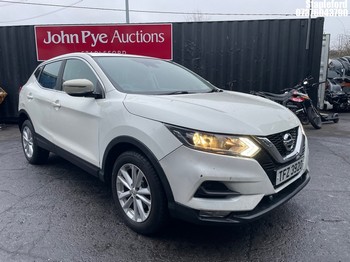 Location: Stapleford - 2014 NISSAN QASHQAI ACENTA SMART VIS 5 Door Hatchback REG: TFZ3920, Keys: Yes, MOT Expiry date: 02/11/2026, 1198 Petrol, 6 Speed Manual Petrol, Former Keepers: 5