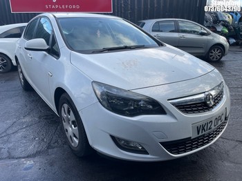 Location: Stapleford - 2012 VAUXHALL ASTRA EXCLUSIV CDTI ECOFL 5 Door Hatchback REG: VK12OPC, Keys: Yes, MOT Expiry date: 31/03/2026, 1686 Diesel, 6 Speed Manual Diesel, Former Keepers: 2