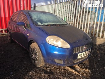 Location: Edinburgh - 2008 FIAT GRANDE PUNTO ACTIVE 77 5 Door Hatchback REG: SL58LLV, Keys: No, MOT Expiry date: 26/01/2025, 1368 Petrol, 5 Speed Manual Petrol, Former Keepers: 5