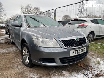 Location: Mitcham - 2012 SKODA OCTAVIA SE TDI CR 5 Door Hatchback REG: FT12XPC, Keys: No, MOT Expiry date: 10/06/2026, 1598 Diesel, 5 Speed Manual Diesel, Former Keepers: 6