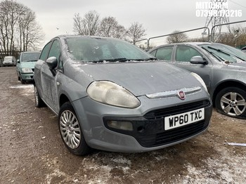 Location: Mitcham - 2010 FIAT PUNTO EVO DYNAMIC 5 Door Hatchback REG: WP60TXC, Keys: No, MOT Expiry date: 16/02/2026, 1368 Petrol, 5 Speed Manual Petrol, Former Keepers: 8