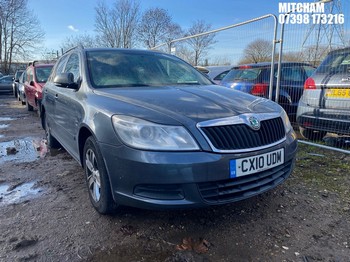 Location: Mitcham - 2010 SKODA OCTAVIA SE TSI Estate REG: CX10UDM, Keys: No, MOT Expiry date: 23/03/2026, 1798 Petrol, 6 Speed Manual Petrol, Former Keepers: 9