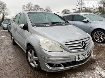 Location: Mitcham - 2006 MERCEDES B170 SE CVT MPV REG: NG03MAY, Keys: No, MOT Expiry date: 25/09/2025, 1699 Petrol, Variable Speed Auto Petrol, Former Keepers: 4