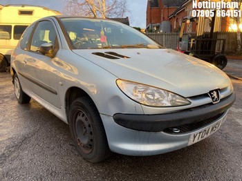 Location: Nottingham - 2004 PEUGEOT 206 LOOK 3 Door Hatchback REG: YT04MSV, Keys: No, MOT Expiry date: 06/08/2025, 1360 Petrol, 5 Speed Manual Petrol, Former Keepers: 6