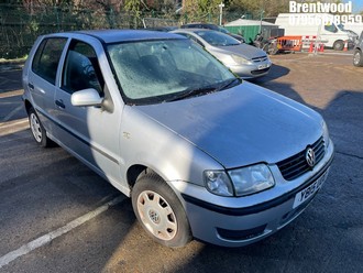 Location: Brentwood - 2001 VOLKSWAGEN POLO E AUTO 5 Door Hatchback REG: Y815UOO, Keys: No, MOT Expiry date: 30.09.2025, 1390 Petrol, 4 Speed Auto Petrol, Former Keepers: 3