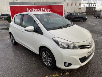 Location: South Wales - 2014 TOYOTA YARIS ICON + VVT-I 5 DOOR HATCHBACK REG: CV14VEF, 1329cc PETROL, 6 SPEED MANUAL PETROL, Former Keepers: 2, Keys: Yes, MOT Expiry date: 21-10-2026