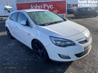 Location: South Wales - 2010 VAUXHALL ASTRA SRI CDTI 157 5 Door Hatchback REG: BN60YTU, Keys: No, MOT Expiry date: 29/07/2025, 1956 Diesel, 6 Speed Manual Diesel, Former Keepers: 5