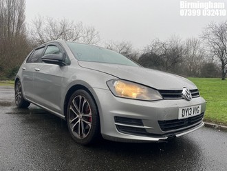 Location: Birmingham - 2013 VOLKSWAGEN GOLF SE BLUEMOTION TECH T 5 Door Hatchback REG: DY13VYG, 1968cc Diesel, 6 Speed Manual Diesel, Former Keepers: 6, Keys: Yes, MOT Expiry date: 28/07/2026