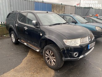 Location: Belvedere - 2014 MITSUBISHI L200 BARBARIAN LB DCB DI- Pick-up REG: AE64TXS, Keys: No, MOT Expiry date: 19/01/2025, 2477 Diesel, 5 Speed Manual Diesel, Former Keepers: 3
