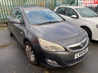 Location: Belvedere - 2010 VAUXHALL ASTRA EXCLUSIV CDTI 108 5 Door Hatchback REG: LV10MZO, Keys: No, MOT Expiry date: 05/01/2026, 1686 Diesel, 6 Speed Manual Diesel, Former Keepers: 3