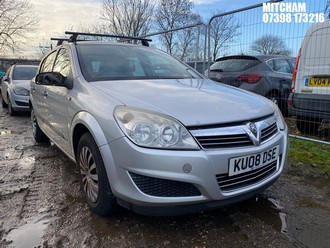 Location: Mitcham - 2008 VAUXHALL ASTRA LIFE 5 Door Hatchback REG: KU08DSE, Keys: No, MOT Expiry date: 17/03/2025, 1364 Petrol, 5 Speed Manual Petrol, Former Keepers: 4