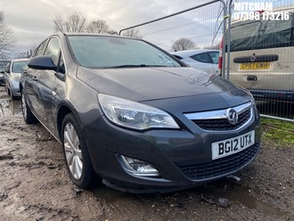 Location: Mitcham - 2012 VAUXHALL ASTRA SE AUTO 5 Door Hatchback REG: BG12UTX, Keys: No, MOT Expiry date: 24/06/2025, 1598 Petrol, 6 Speed Auto Petrol, Former Keepers: 5