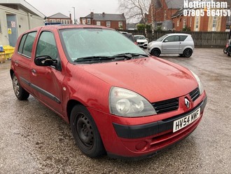 Location: Nottingham - 2004 RENAULT CLIO EXPRESSION 16V 5 Door Hatchback REG: HV54MWF, Keys: No, MOT Expiry date: 27/06/2026, 1390 Petrol, 5 Speed Manual Petrol, Former Keepers: 5