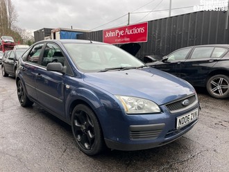 Location: Stapleford - 2006 FORD FOCUS LX 5 Door Hatchback REG: ND06ZVN, Keys: Yes, MOT Expiry date: 26/01/2026, 1596 Petrol, 5 Speed Manual Petrol, Former Keepers: 9
