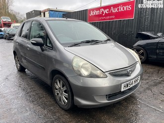 Location: Stapleford - 2005 HONDA JAZZ SE CVT 5 Door Hatchback REG: HW54HHF, Keys: Yes, MOT Expiry date: 12/05/2026, 1339 Petrol, Variable Speed Auto Petrol, Former Keepers: 5