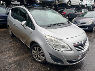 Location: Stapleford - 2011 VAUXHALL MERIVA SE TURBO 138 MPV REG: DY61GOP, Keys: No, MOT Expiry date: 27/03/2026, 1364 Petrol, 6 Speed Manual Petrol, Former Keepers: 9