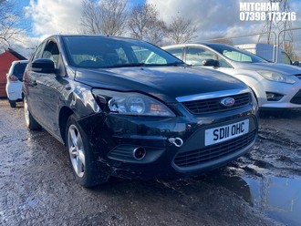 Location: Mitcham - 2011 FORD FOCUS ZETEC 100 5 Door Hatchback REG: SD11OHC, Keys: No, MOT Expiry date: 10/02/2026, 1596 Petrol, 5 Speed Manual Petrol, Former Keepers: 6