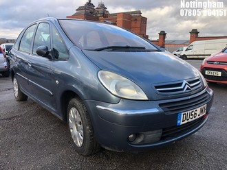 Location: Nottingham - 2006 CITROEN XSARA PICASSO DESIRE 16V Estate REG: DU56JMX, Keys: No, MOT Expiry date: 17/05/2025, 1587 Petrol, 5 Speed Manual Petrol, Former Keepers: 4