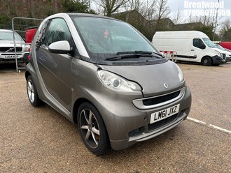 Location: Brentwood - 2011 SMART FORTWO PULSE MHD AUTO Coupe REG: LM61JXZ, Keys: No, MOT Expiry date: 27/04/2025, 999 Petrol, 5 Speed Auto Petrol, Former Keepers: 3