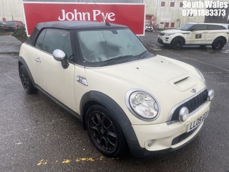 Location: South Wales - 2009 MINI COOPER S Convertible REG: LL09GGV, Keys: No, MOT Expiry date: 03/02/2026, 1598 Petrol, 6 Speed Manual Petrol, Former Keepers: 7