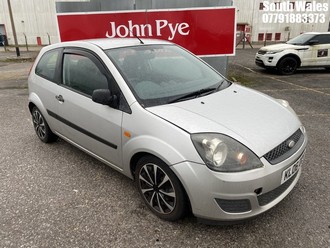 Location: South Wales - 2006 FORD FIESTA STYLE CLIMATE 3 Door Hatchback REG: KL06OBO, Keys: No, MOT Expiry date: 15/05/2025, 1242 Petrol, 5 Speed Manual Petrol, Former Keepers: 6