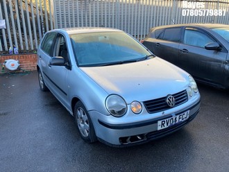 Location: Hayes - 2004 VOLKSWAGEN POLO TWIST AUTO 5 Door Hatchback REG: RV04FCJ, Keys: No, MOT Expiry date: 30/11/2025, 1390 Petrol, 4 Speed Auto Petrol, Former Keepers: 10