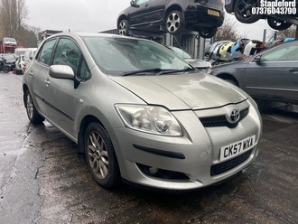 Location: Stapleford - 2007 TOYOTA AURIS T3 D-4D S-A 5 Door Hatchback REG: CK57WXA, Keys: Yes, MOT Expiry date: 22/04/2026, 1364 Diesel, 5 Speed Semi Auto Diesel, Former Keepers: 18