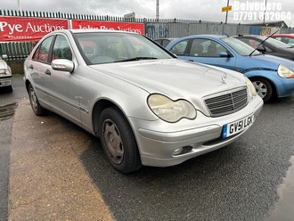 Location: Belvedere - 2002 MERCEDES C200 KOMP. CLASSIC AUTO 4 Door Saloon REG: GV51LGK, Keys: No, MOT Expiry date: 07/01/2026, 1998 Petrol, 5 Speed Auto Petrol, Former Keepers: 4