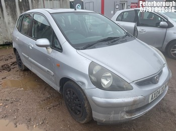 Location: Peterborough - 2004 HONDA JAZZ SE CVT 5 Door Hatchback REG: AX04YLN, Keys: No, MOT Expiry date: 04/06/2025, 1339 Petrol, Variable Speed Auto Petrol, Former Keepers: 8