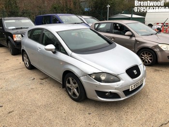 Location: Brentwood - 2009 SEAT LEON S EMOCION TDI 5 Door Hatchback REG: LX59UOO, Keys: No, MOT Expiry date: 09/10/2026, 1896 Diesel, 5 Speed Manual Diesel, Former Keepers: 8