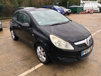 Location: Brentwood - 2008 VAUXHALL CORSA CLUB 3 Door Hatchback REG: FV57YDC, Keys: No, MOT Expiry date: 03.12.2026, 1364 Petrol, 5 Speed Manual Petrol, Former Keepers: 9