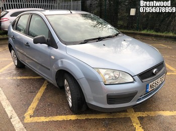 Location: Brentwood - 2005 FORD FOCUS LX 5 Door Hatchback REG: NG55PGF, Keys: No, MOT Expiry date: 01/10/2026, 1596 Petrol, 5 Speed Manual Petrol, Former Keepers: 6