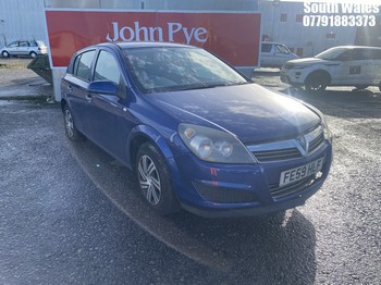 Location: South Wales - 2009 VAUXHALL ASTRA LIFE A/C 5 Door Hatchback REG: FE59HLF, Keys: No, MOT Expiry date: 05/04/2026, 1598 Petrol, 5 Speed Manual Petrol, Former Keepers: 7