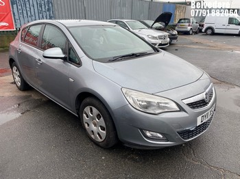 Location: Belvedere - 2011 VAUXHALL ASTRA EXCLUSIV 98 5 Door Hatchback REG: DY11XSZ, Keys: No, MOT Expiry date: 17/10/2026, 1398 Petrol, 5 Speed Manual Petrol, Former Keepers: 4