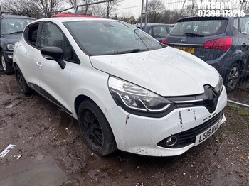 Location: Mitcham - 2016 RENAULT CLIO DYNAMIQUE NAV 16V 5 Door Hatchback REG: LS16WAE, Keys: No, MOT Expiry date: 14/10/2025, 1149 Petrol, 5 Speed Manual Petrol, Former Keepers: 7