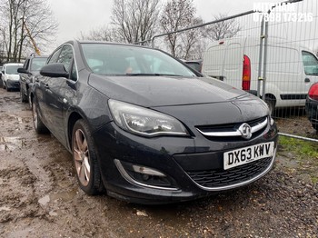 Location: Mitcham - 2013 VAUXHALL ASTRA SRI AUTO 5 Door Hatchback REG: DX63KWV, Keys: No, MOT Expiry date: 09/10/2024, 1598 Petrol, 6 Speed Auto Petrol, Former Keepers: 5