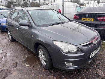 Location: Mitcham - 2009 HYUNDAI I30 COMFORT 5 Door Hatchback REG: GL09DVK, Keys: No, MOT Expiry date: 29/09/2026, 1396 Petrol, 5 Speed Manual Petrol, Former Keepers: 4