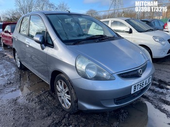 Location: Mitcham - 2006 HONDA JAZZ SE 5 Door Hatchback REG: BT56AJO, Keys: No, MOT Expiry date: 03/11/2025, 1339 Petrol, 5 Speed Manual Petrol, Former Keepers: 9