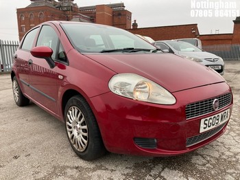 Location: Nottingham - 2009 FIAT GRANDE PUNTO ACTIVE 65 5 Door Hatchback REG: SG09WRA, Keys: Yes, MOT Expiry date: 21/08/2025, 1242 Petrol, 5 Speed Manual Petrol, Former Keepers: 5