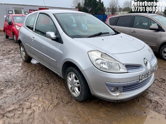 Location: Peterborough - 2006 RENAULT CLIO EXPRESSION 3 Door Hatchback REG: GV06OUM, Keys: No, MOT Expiry date: 05/09/2026, 1149 Petrol, 5 Speed Manual Petrol, Former Keepers: 14