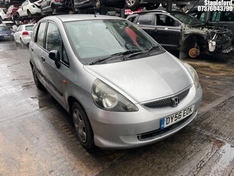 Location: Stapleford - 2006 HONDA JAZZ S 5 Door Hatchback REG: DY56EOK, Keys: Yes, MOT Expiry date: 12/10/2026, 1246 Petrol, 5 Speed Manual Petrol, Former Keepers: 5